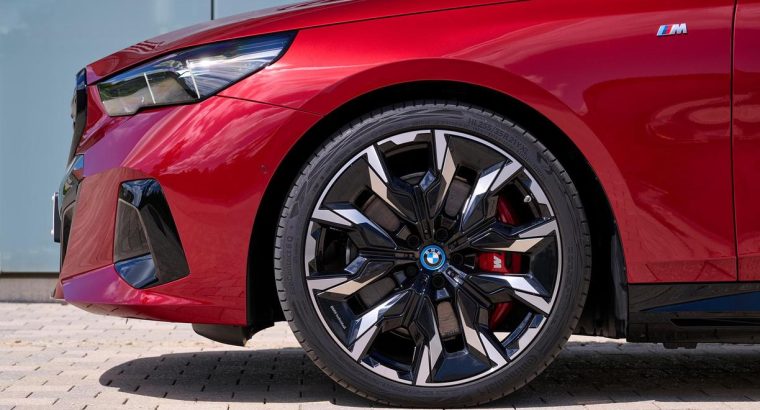 أفضل أداء BMW M4 CS للبيع